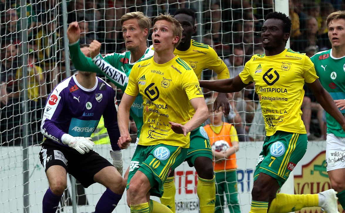 ​Ilves aloitti pelit perinteisellä kohtaamisella