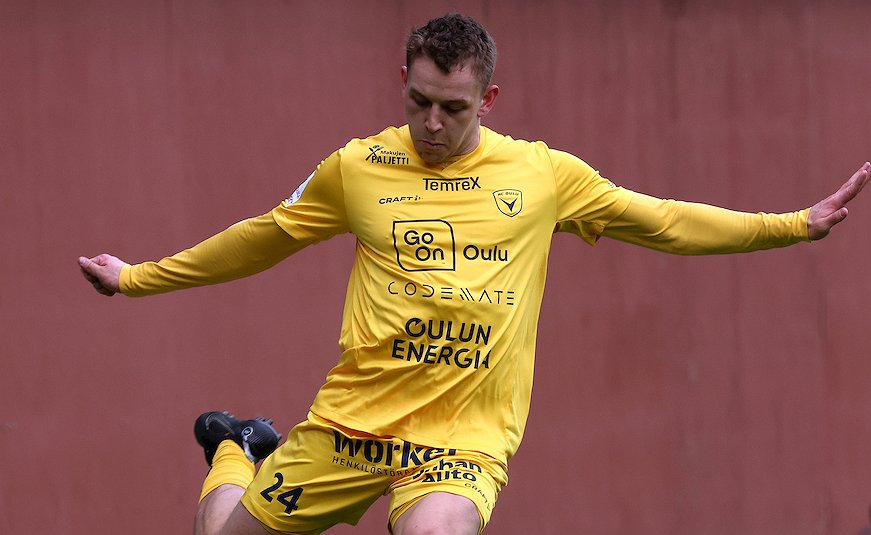 ​Yassin Daoussi palaa AC Oulusta EIF-paitaan
