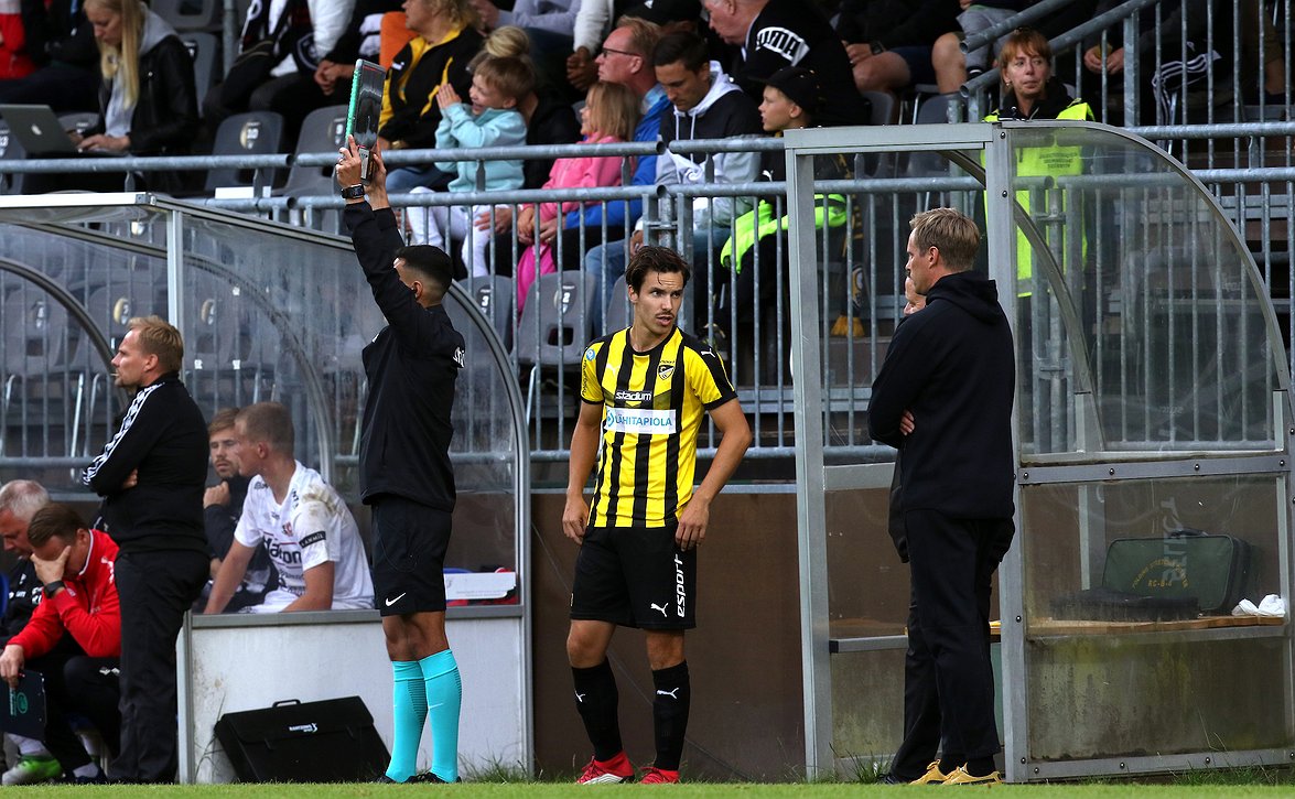 ​Avaukseen palannut keskikenttämies kehui Hongan faneja: "Voitti 100-0"