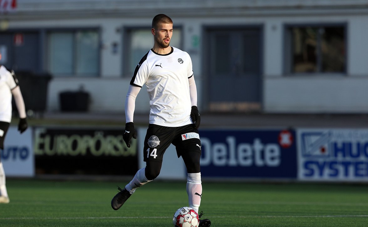 Hakan Anton Popovitch ei ota paineita suurista odotuksista – ”Haluan vain nauttia futiksesta”