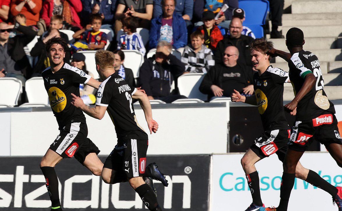 KuPS palkitsee parhaitaan HJK-ottelun jälkeen