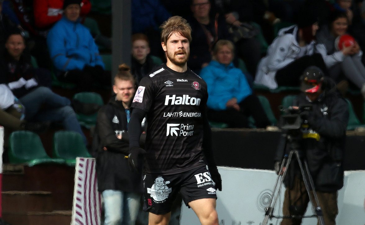 "Mahtavat neljä vuotta Lahdessa" - Aleksi Paanaselta kiitokset FC Lahdelle