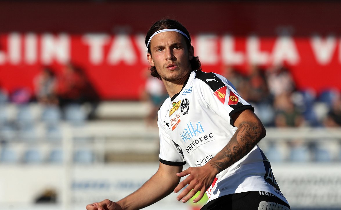 Veikkausliigasta pelaajia U21-maajoukkueen ja Urheilukoulun yhteisleirille