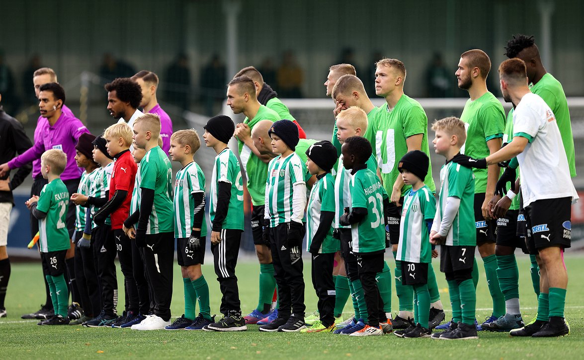 "Hyvin ja innostunein ajatuksin" - KTP palasi harjoituskentälle maanantaina