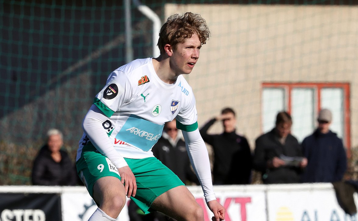 ​IFK Mariehamn käytti Wille Nuñezin sopimusoption – nuori hyökkääjä jatkaa kaudella 2026
