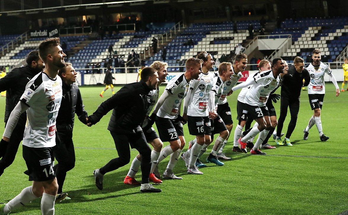 "Ensin kuuden joukkoon, sitten mitalisijat ja mestaruus" - Hakalla kovat tavoitteet tulevaan