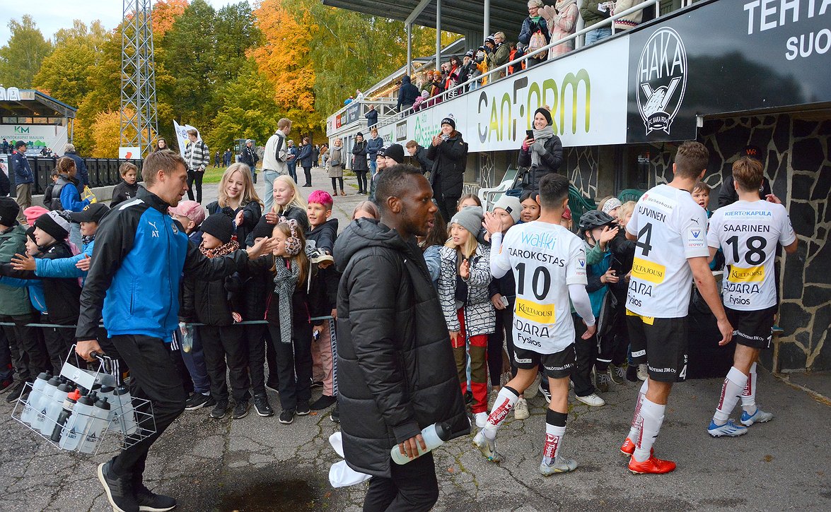 Hakan kannattajapalkinto Chopeen maljalla pitkät perinteet - "Ilman kannattajia jalkapallo ei ole mitään"