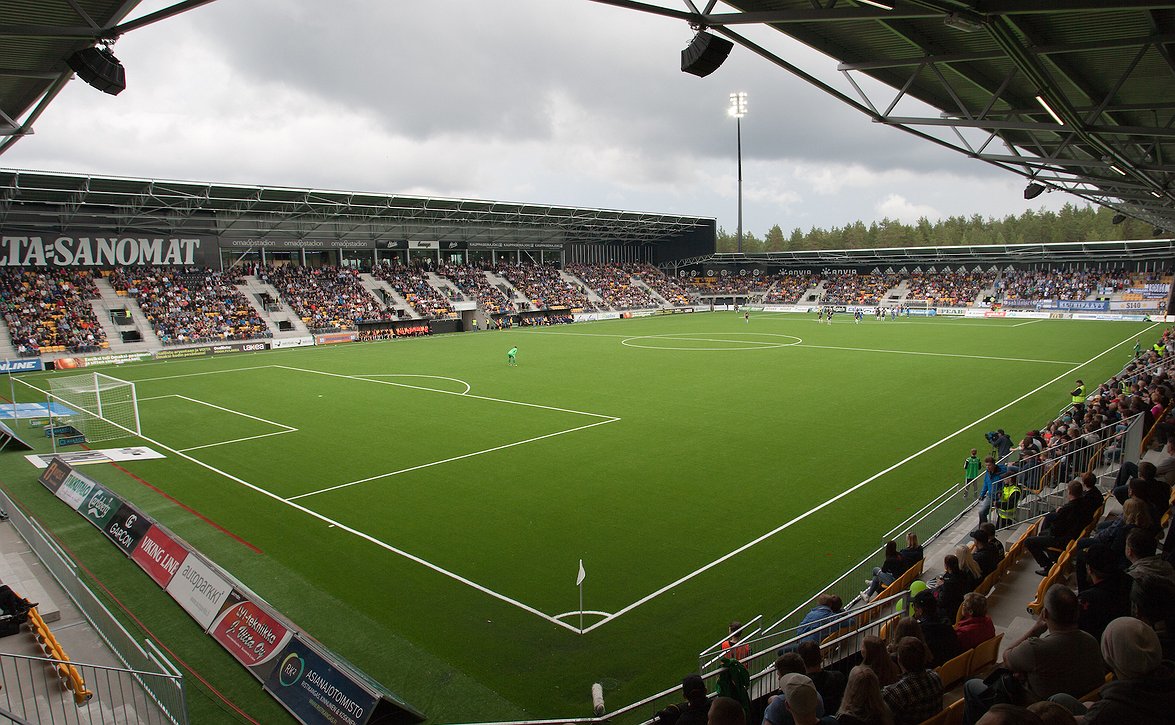 "Fyysisyyttä ja teknistä osaamista" - SJK:ssa odotetaan paljon Akpanilta