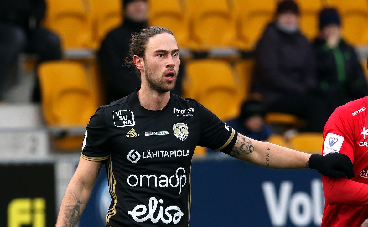 SJK-hyökkääjä sai pahan tällin: "Nilkka ei oikein toiminut"