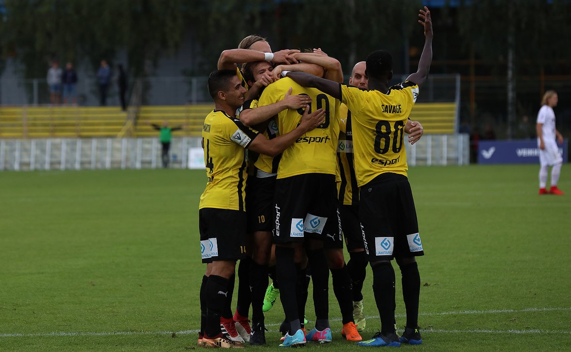 FC Hongan Respect-palkinnolla tuetaan pelaajien koulutyötä