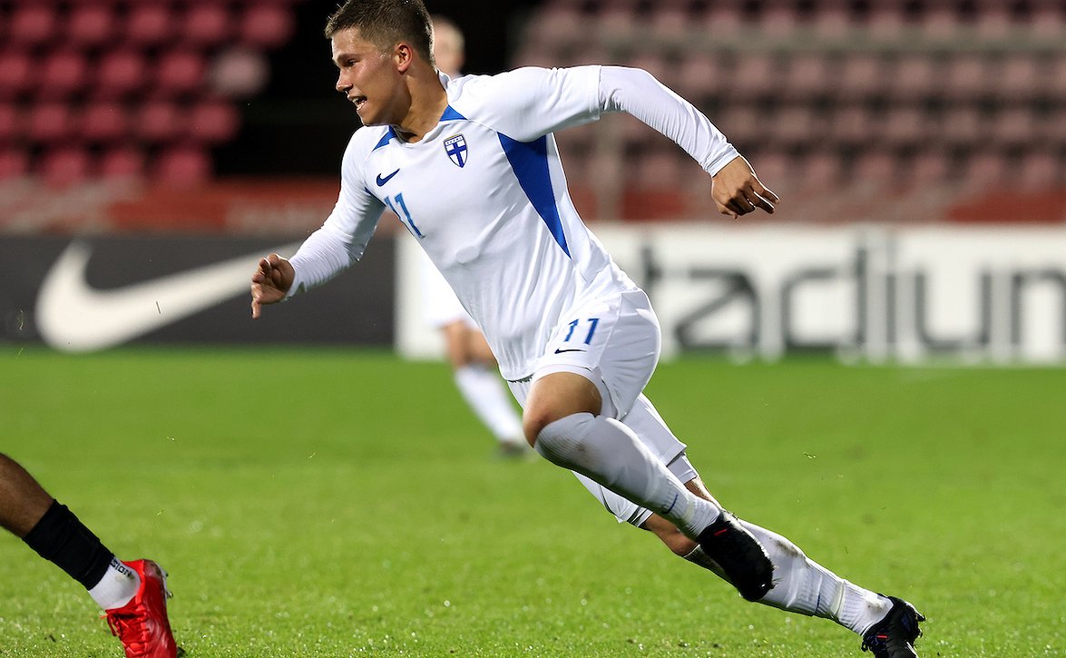 Pikkuhuuhkajat voitokkaita Viroa vastaan