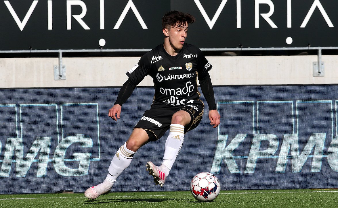 ​Maximo Tolonen kertoo, miten päätyi IFK Mariehamniin - asiasta päätettiin vasta kauden päätyttyä