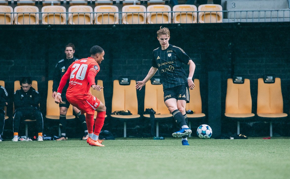 ​Puolustajalupaus SJK:sta IFK Mariehamniin - Tuomas Koivistolle kaksivuotinen sopimus