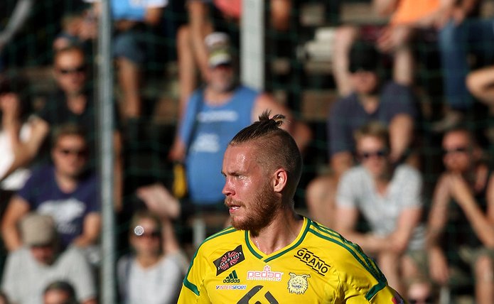 Ilves lainaa Samu Niemisen JJK:n riveihin