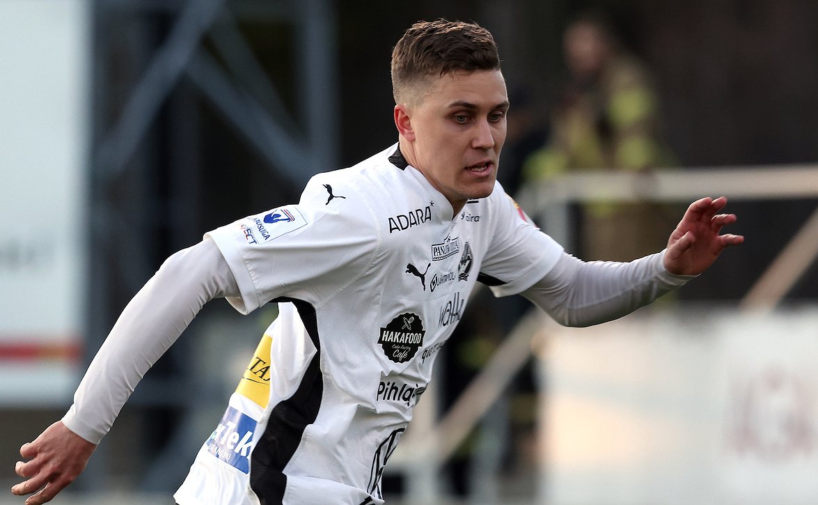 "Profiililtaan hyvä pelaaja ryhmäämme" - Eero-Matti Auvinen sopimukseen IFK Mariehamnin kanssa