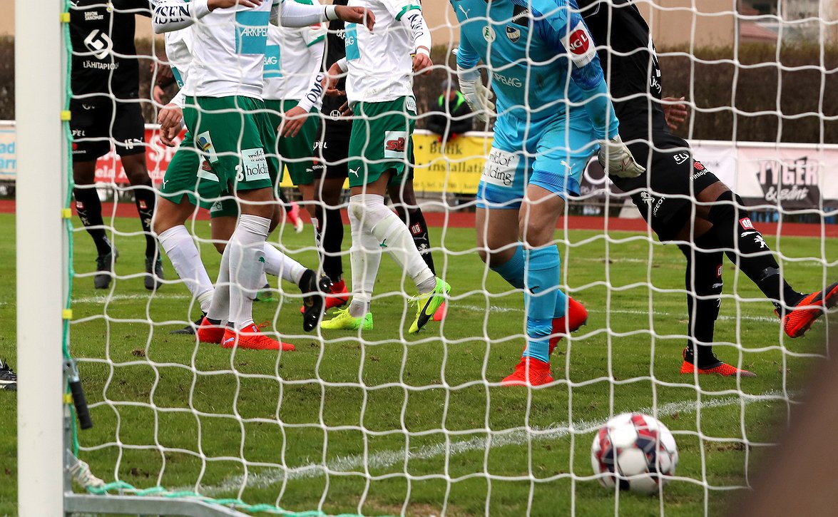 ​Miksi Veikkausliigassa ei ole VAR-järjestelmää?