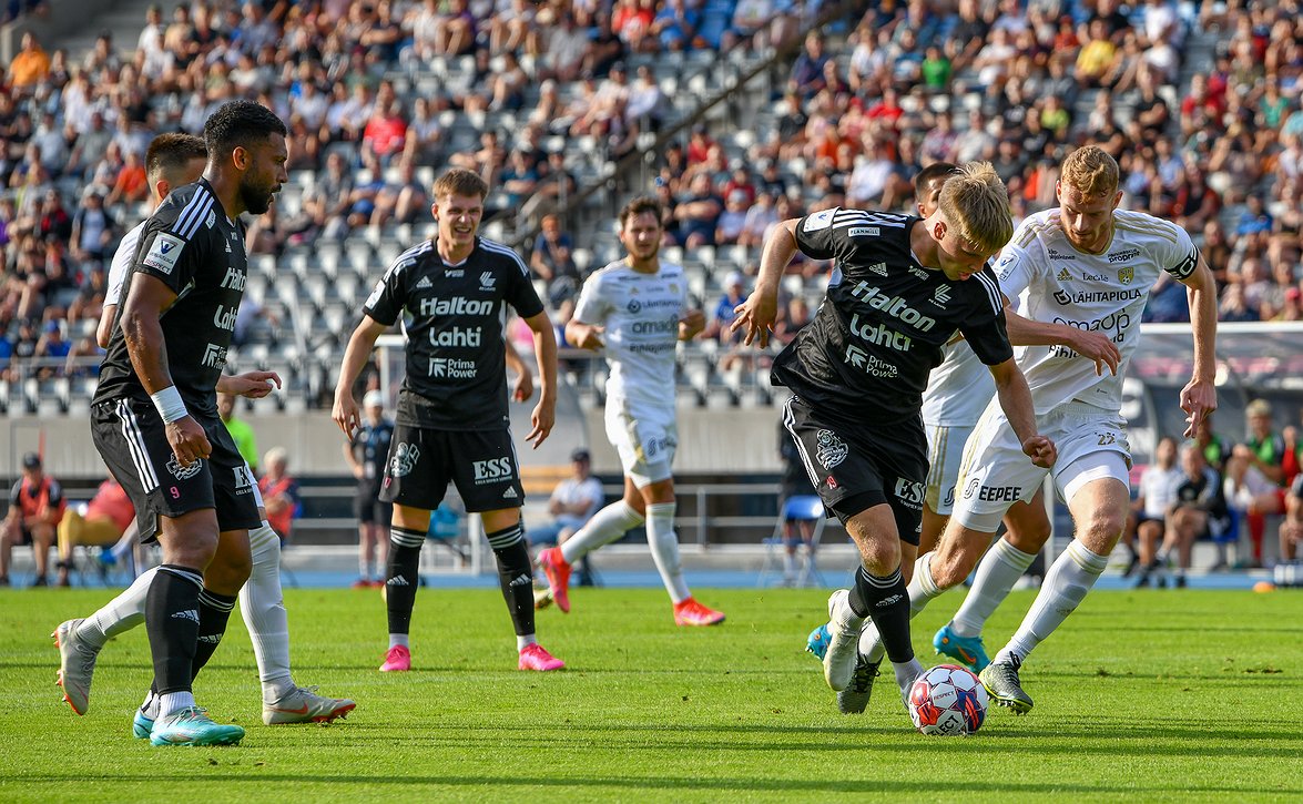 "Jokainen piste on tärkeä" - SJK nousi tasapelillä sarjataulukon kärkeen