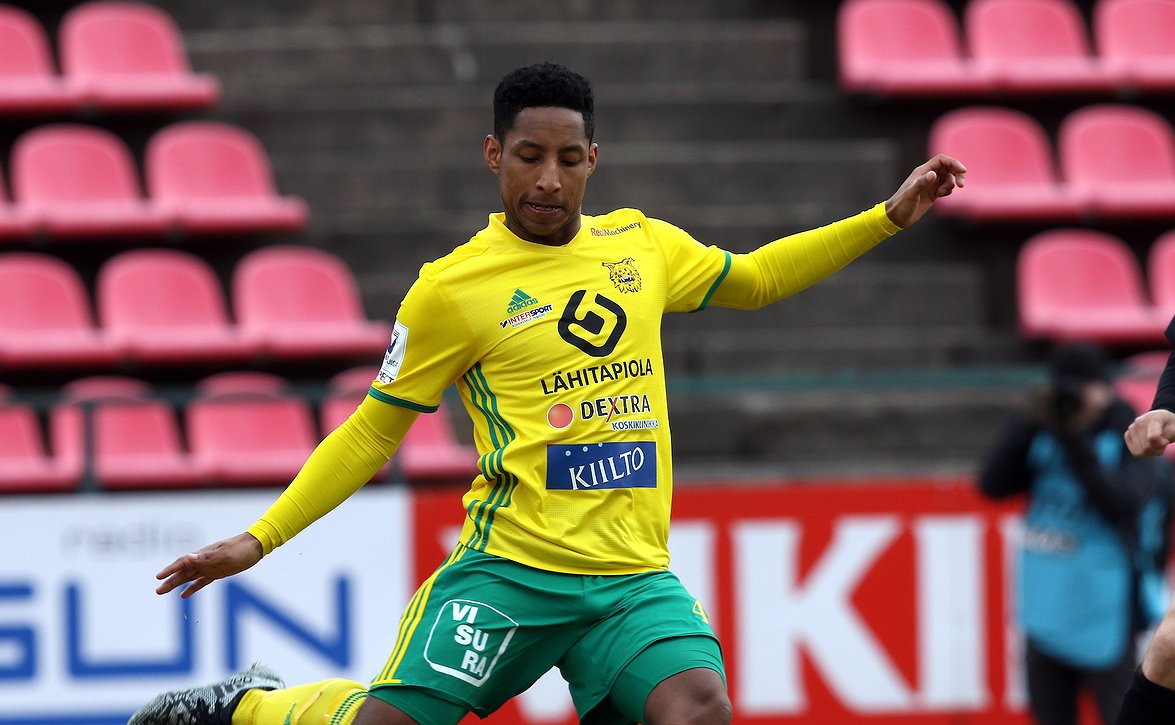 ​Ilveksen Aspegrenille 100 Veikkausliigaottelua täyteen