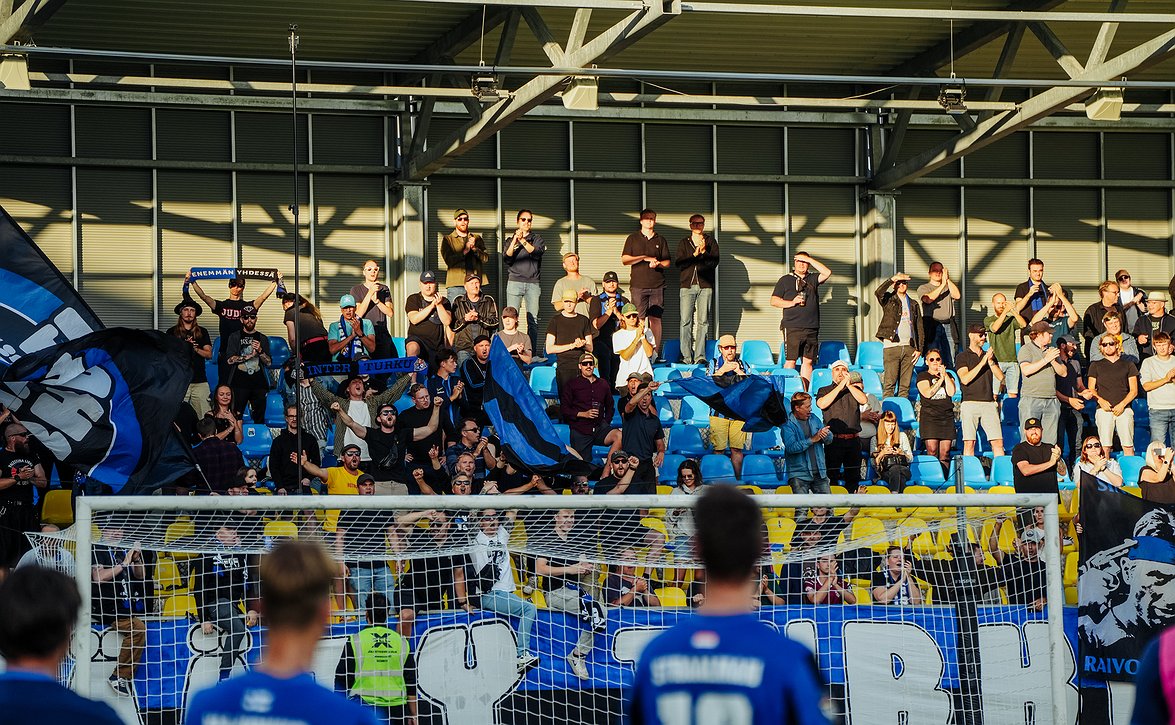 Inter ja Föli yhteistyöhön - kausikortilla joukkoliikenne-etu ottelupäivinä