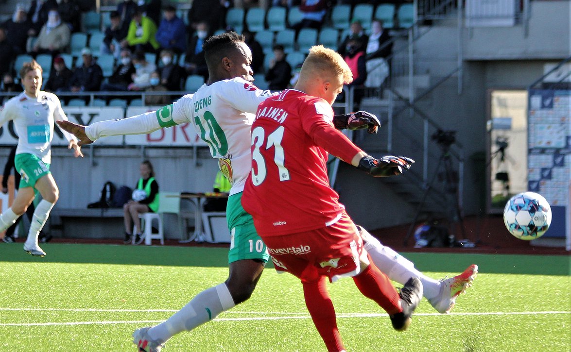 FC Lahden maalivahti Joona Tiainen kiitteli puolustusta: "Minun täytyy nostaa hattua"