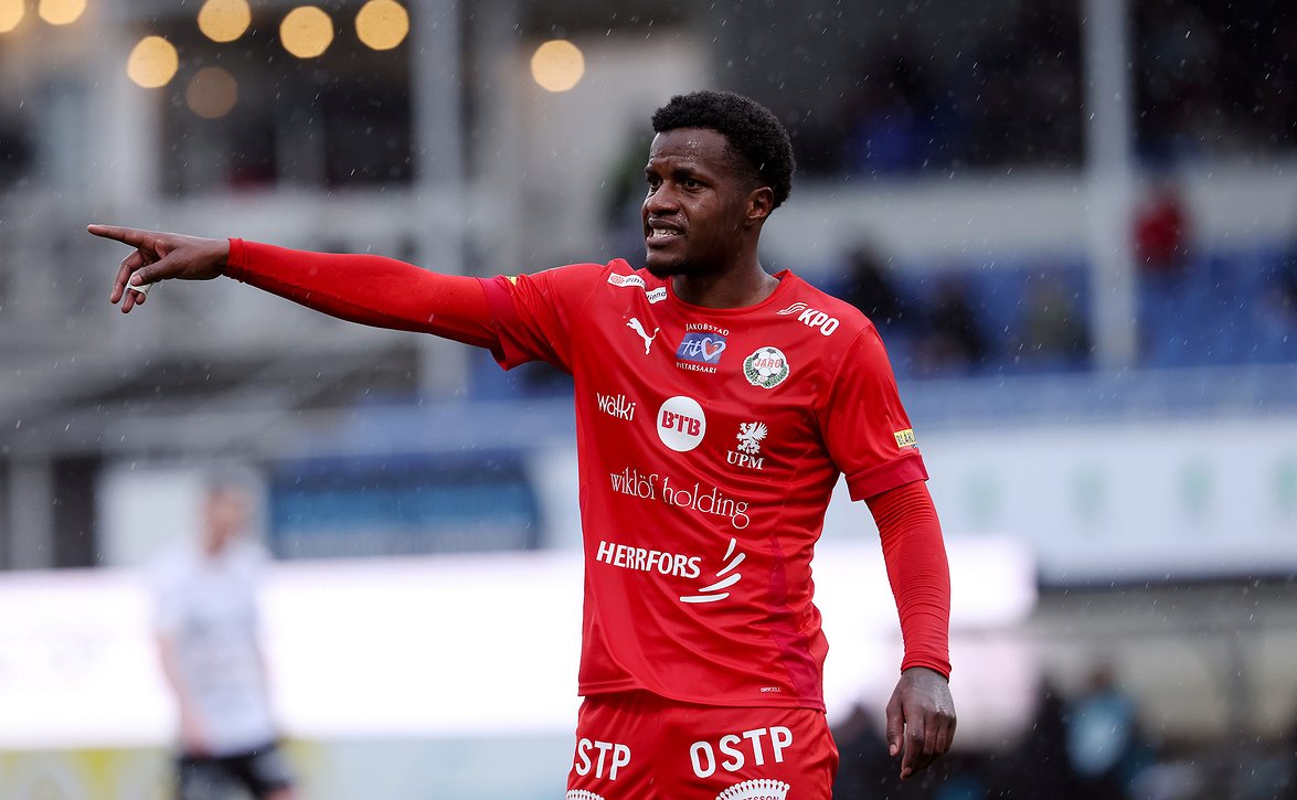 Jarossa loistaneen ​Manasse Kusun ura jatkuu Ruotsin Superettanissa