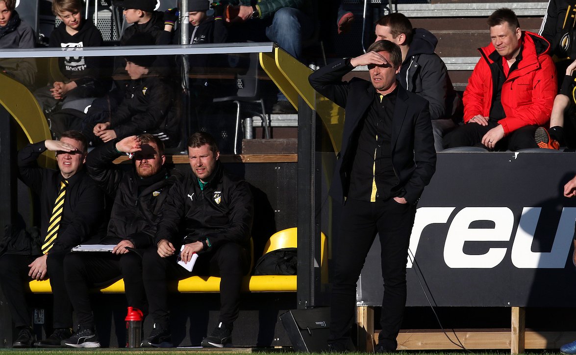 ​Honka katsoo jo kohti tulevaa – "Asteittain pienryhmien kautta joukkueharjoituksiin"