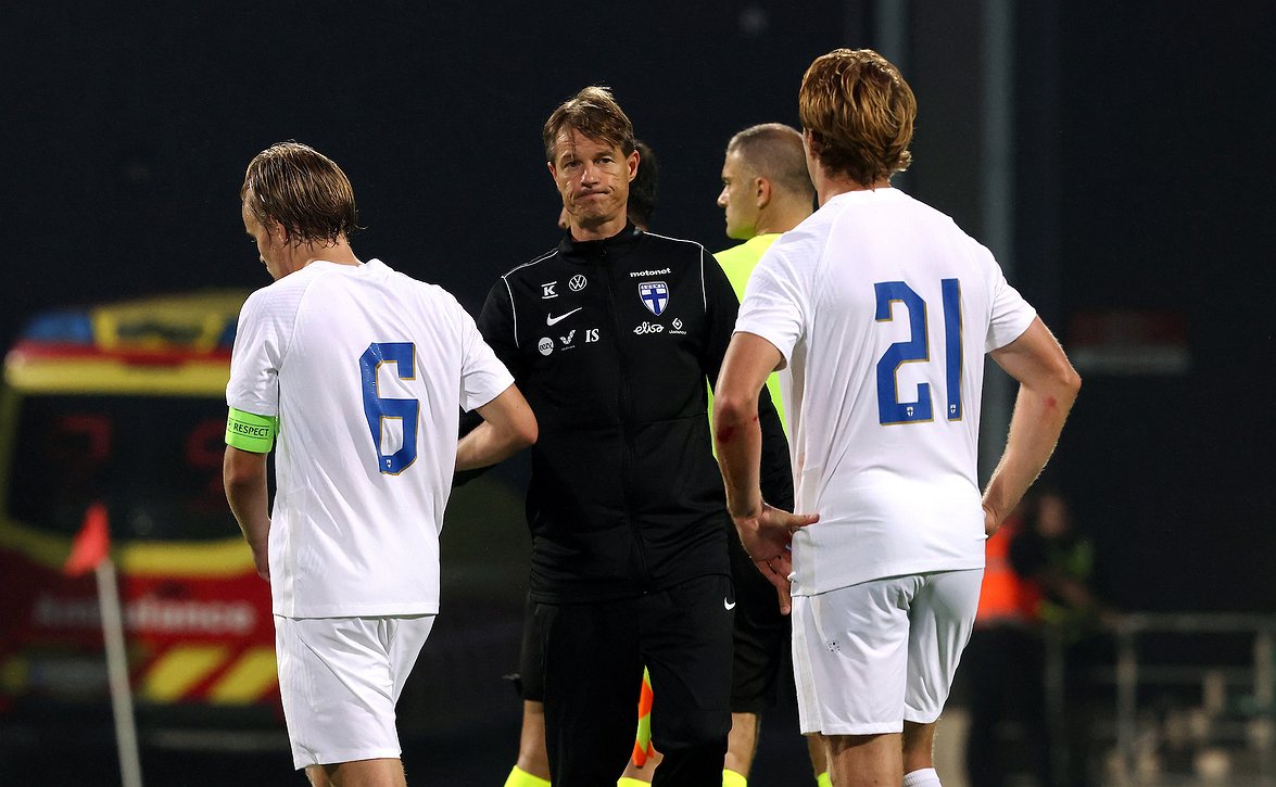 "Katseet kääntyvät tulevaan" - tiistain Armenia-ottelu jo Mika Lehkosuon mielessä