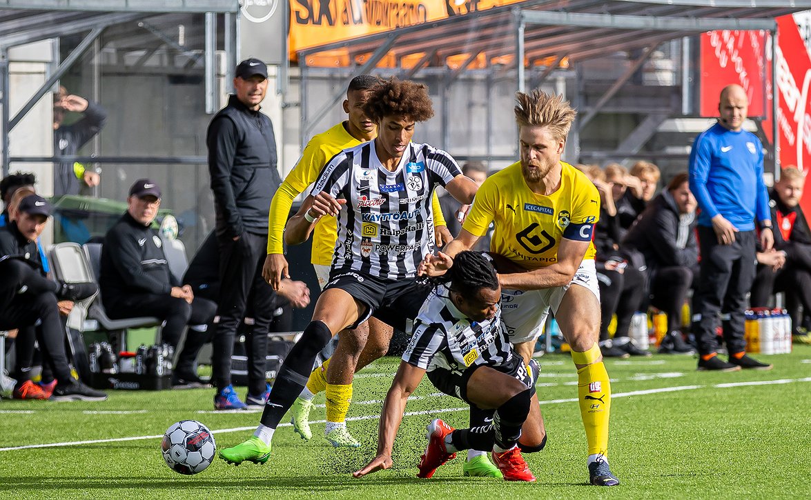 "Iso hatunnosto jälleen pelaajille" - KuPS-luotsi Simo Valakari tyytyväinen voittoon