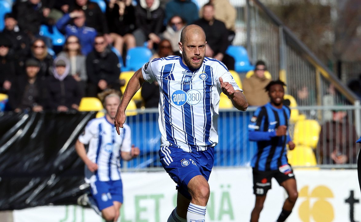 ​"Iso työ on edessä" – Teemu Pukki uskoo HJK:n voivan vielä taistella jatkopaikasta