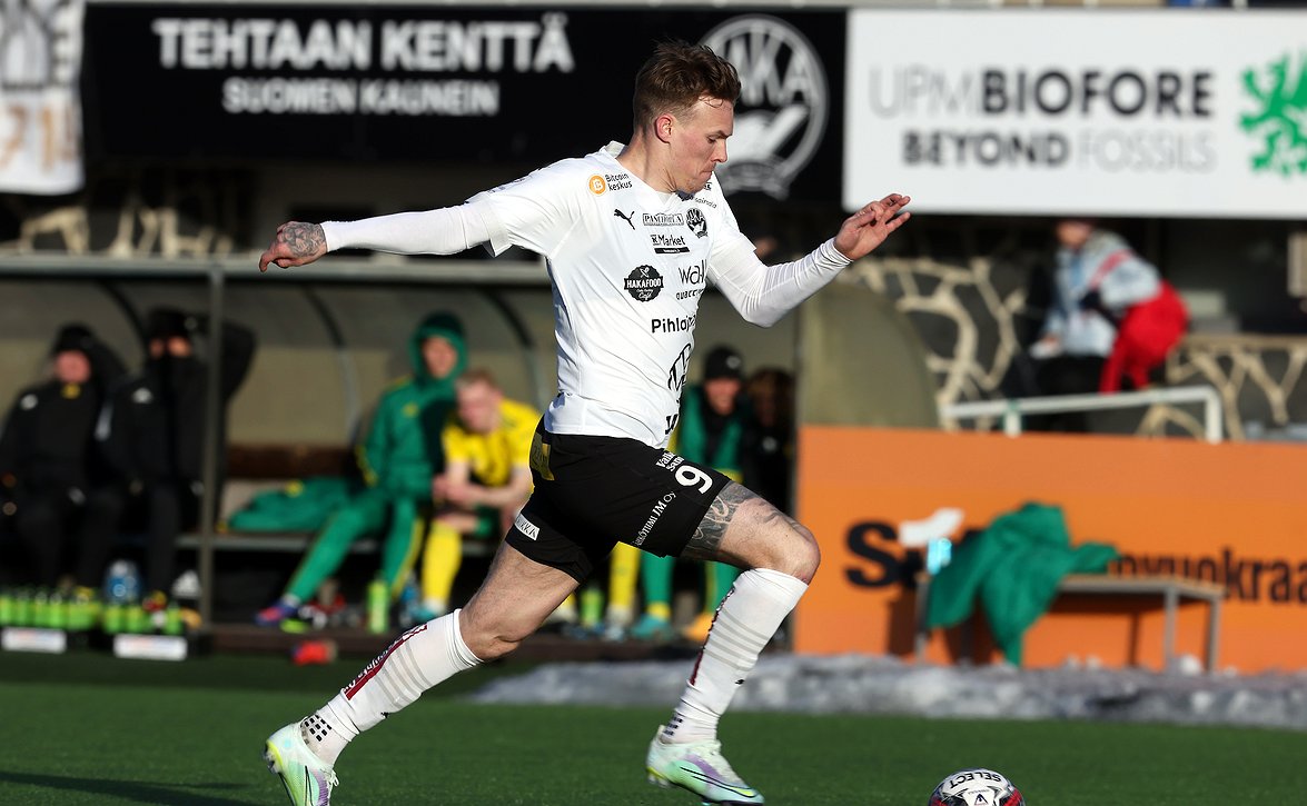 Vuoden parhaita palkittu - Lee Erwin Veikkausliigan Vuoden pelaaja