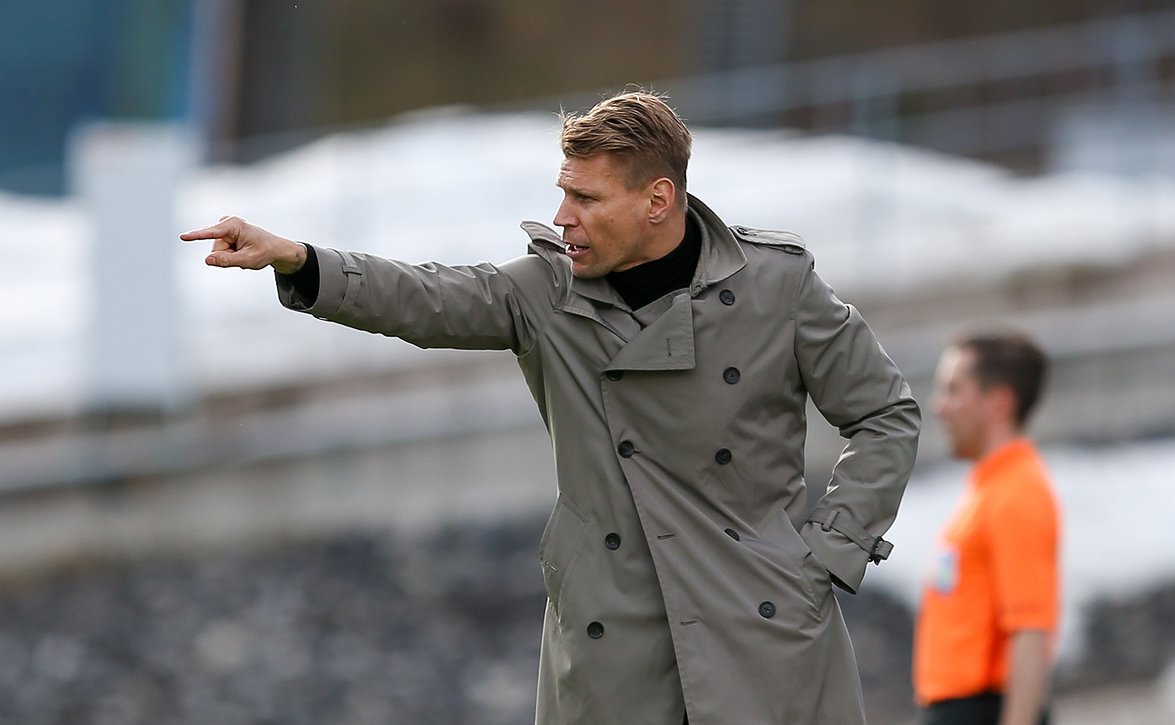 "Laatumme alkoi näkyä toisella jaksolla" - HJK-luotsi Toni Koskela tyytyväinen derbyvoittoon