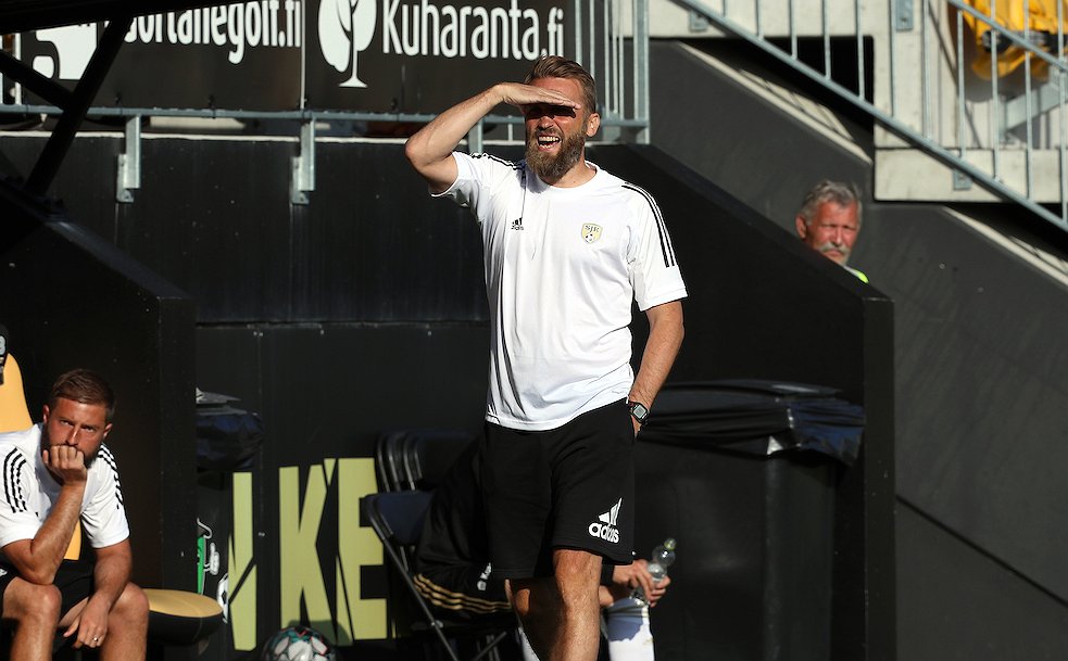 ​Jani Honkavaara noussut TOP20:een valmentajatilastossa