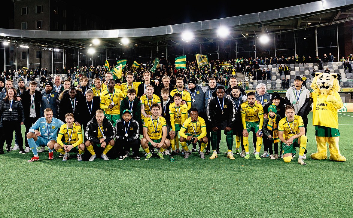 Ilves hyvästä tilanteesta joulun viettoon - koossa 26 pelaajasopimusta