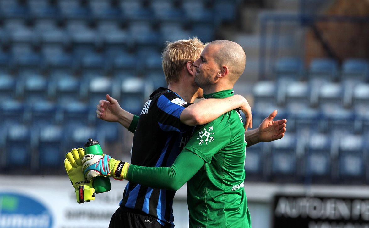 Interin fanimatkalle cupin finaaliin vielä paikkoja 