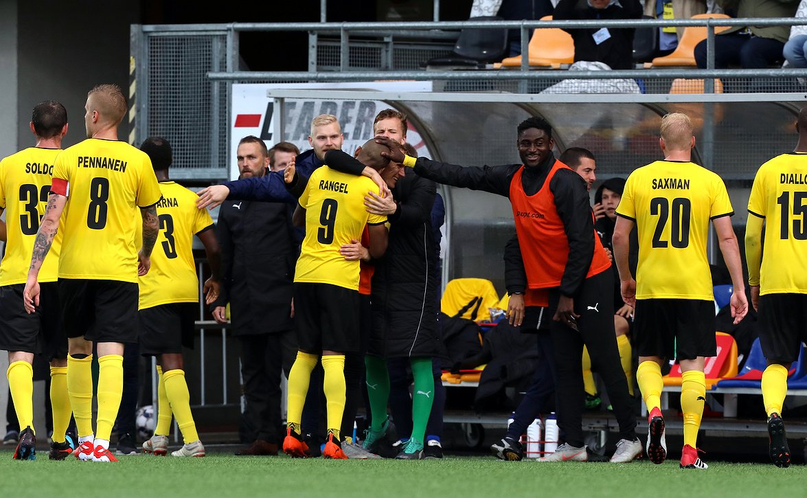 ​KuPS ja MP tasapeliin – "Hyvä mahdollisuus monelle nuorelle pelaajalle"