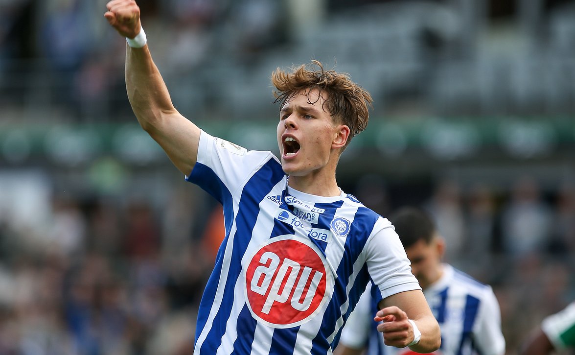 "Olimme riittävän hyviä kolmeen pisteeseen" - voitto maistui HJK-luotsi Toni Koskelalle