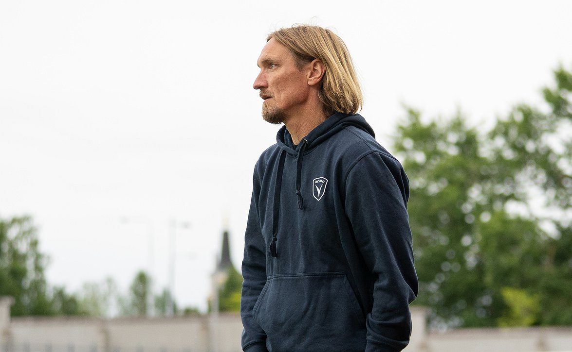 "On mahtavaa jatkaa töitä" - Mikko Isokangas luottaa AC Oulun perussapluunan toimivuuteen