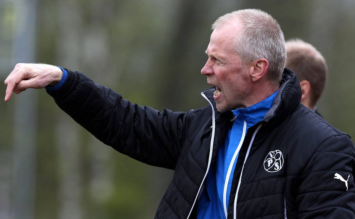 ​VPS ohuella puolustuskalustolla FC Lahtea vastaan
