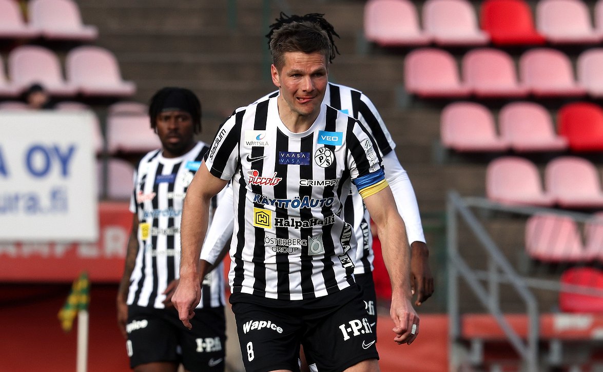 "Minun pitää voittaa pelipaikkani takaisin" - VPS-kapteeni Sebastian Strandvall valmis paluuseen
