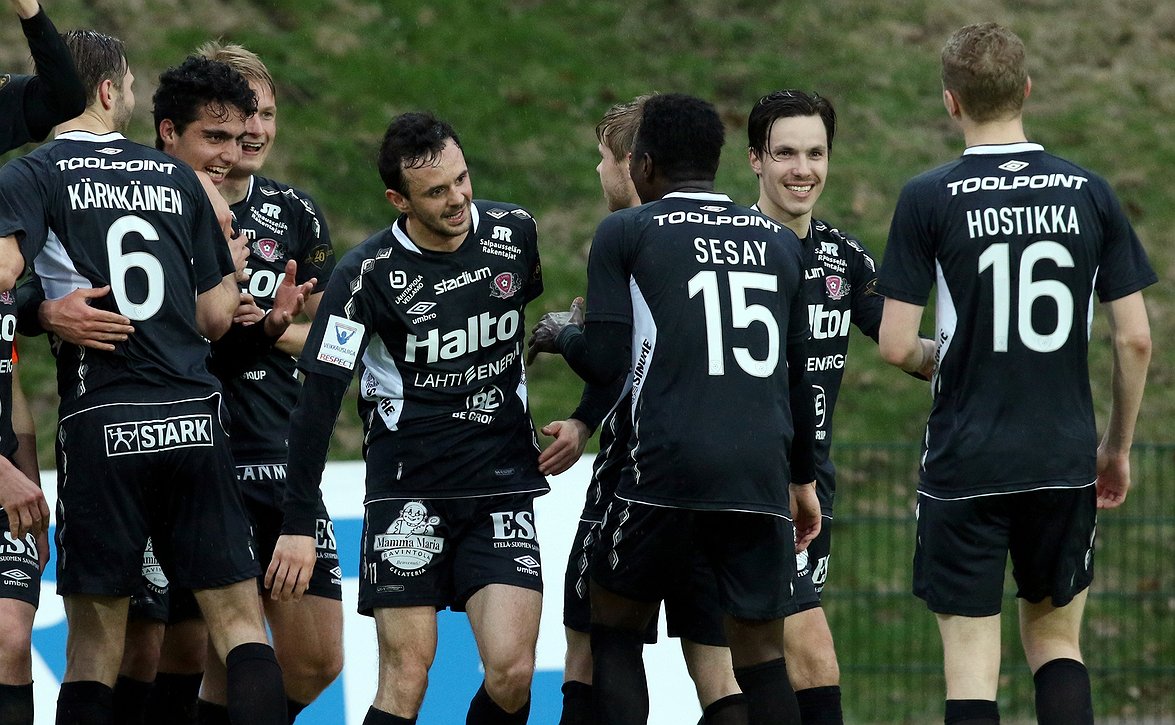 FC Lahden pelipaitoja huutokaupataan