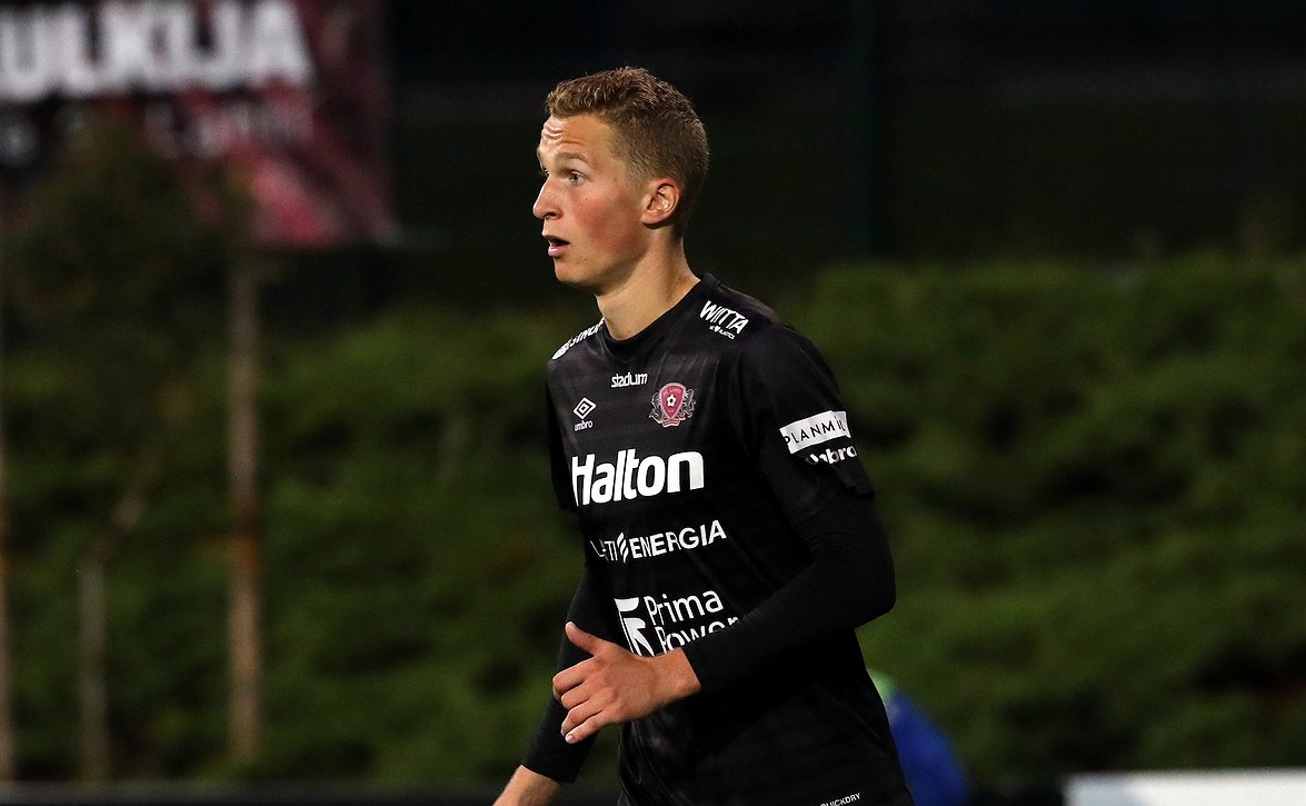 Santeri Hostikka HJK-paitaan - lisävoimaa hyökkäykseen Puolan pääsarjasta