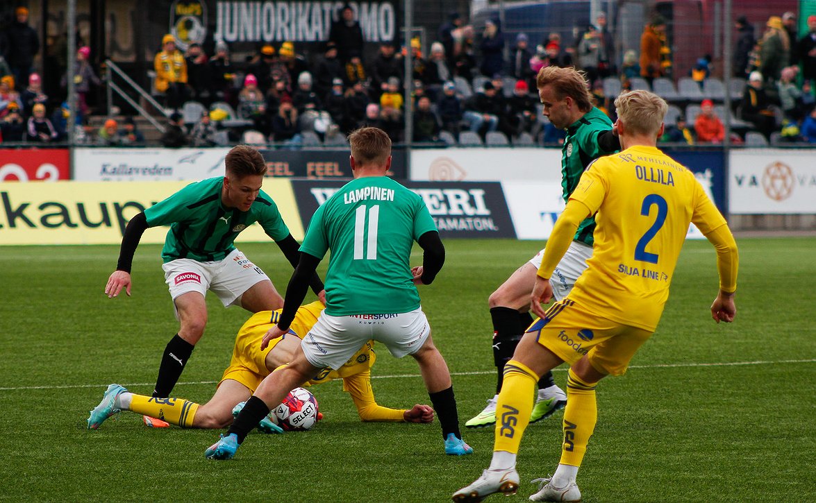 ​"Ei me hölkkäämällä voiteta liigaa" – HJK:n Lucas Lingman ottaa opiksi KuPS-tappiosta